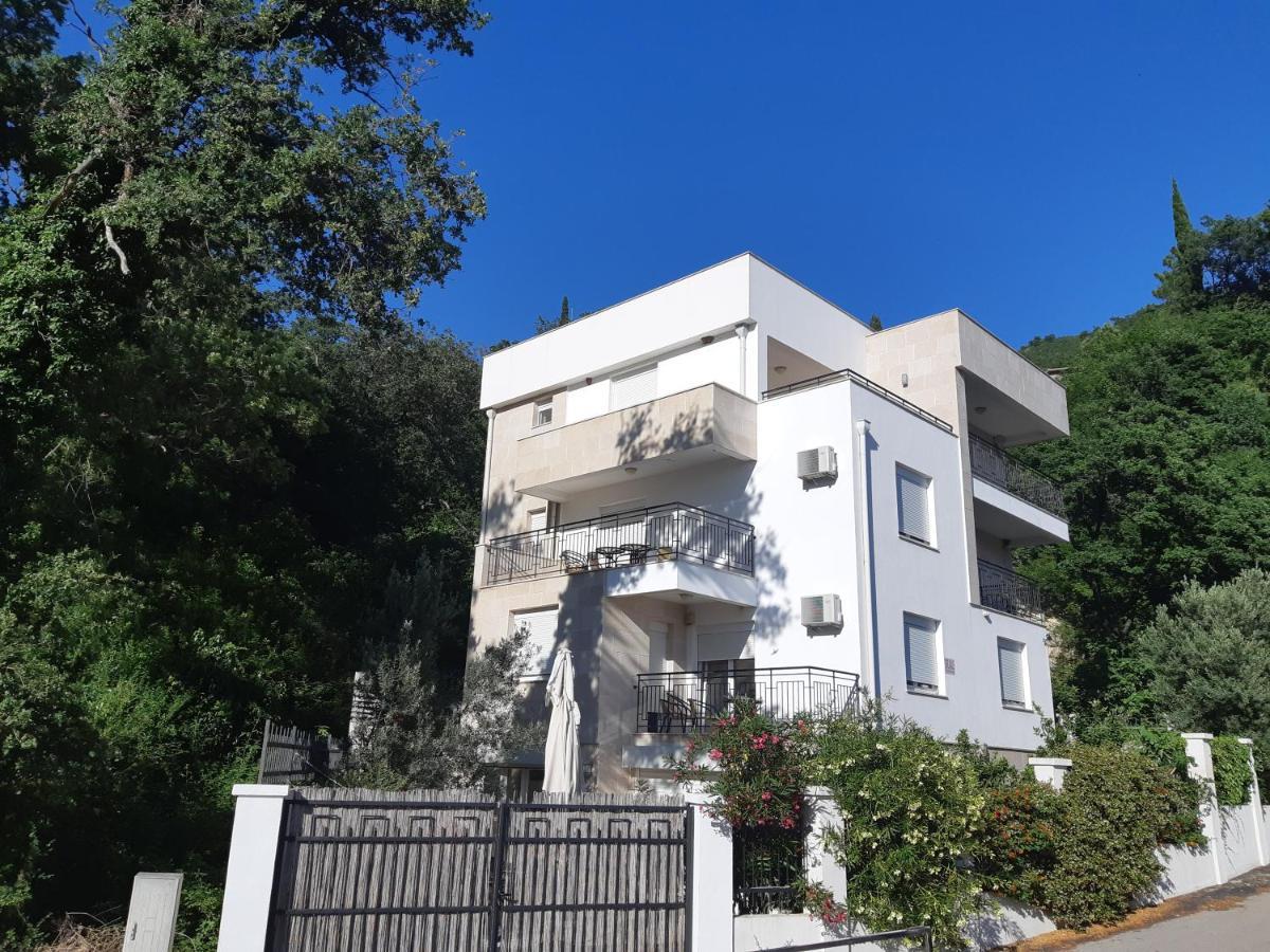 Apartments Villa Simonovic Petrovac Eksteriør bilde