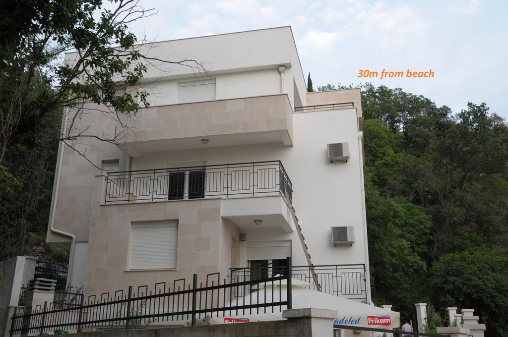 Apartments Villa Simonovic Petrovac Eksteriør bilde