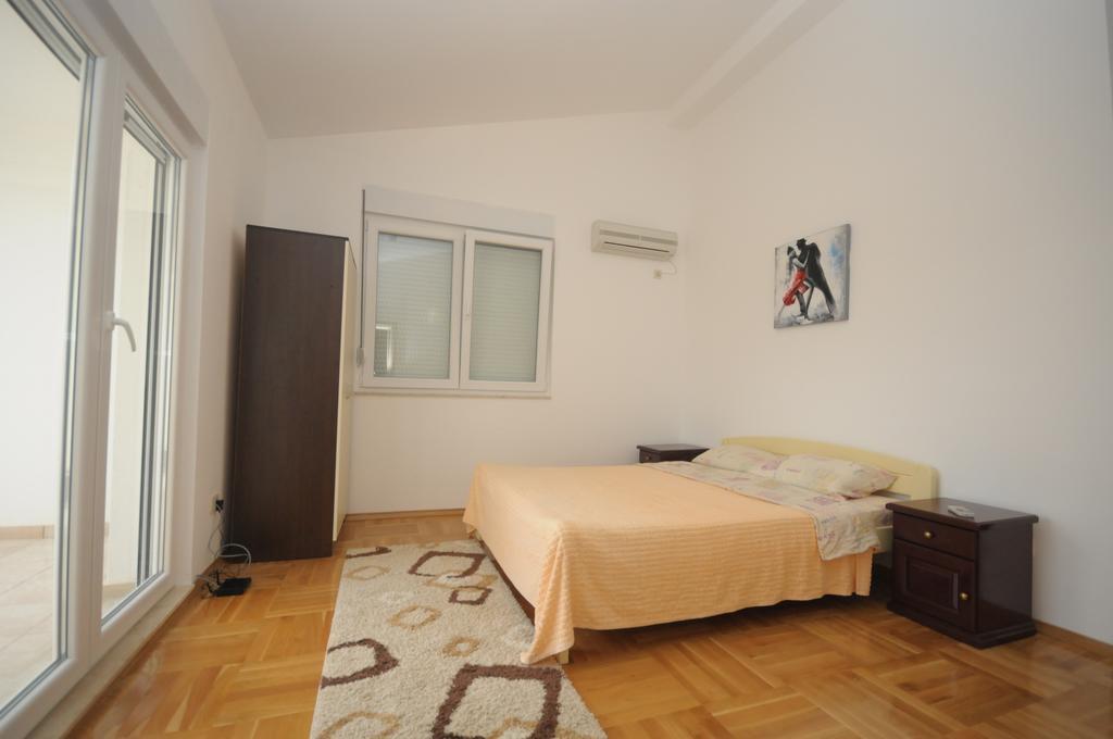 Apartments Villa Simonovic Petrovac Eksteriør bilde