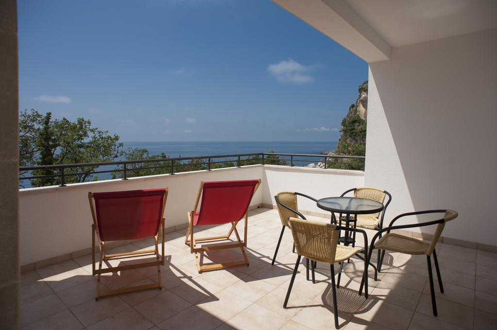Apartments Villa Simonovic Petrovac Eksteriør bilde