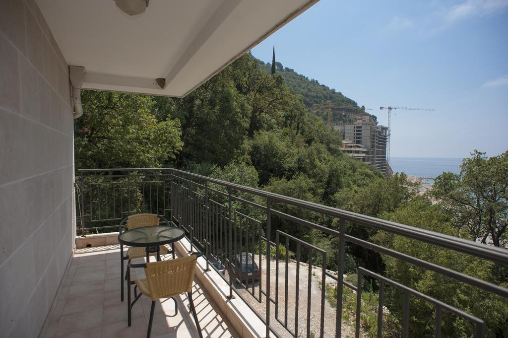 Apartments Villa Simonovic Petrovac Eksteriør bilde