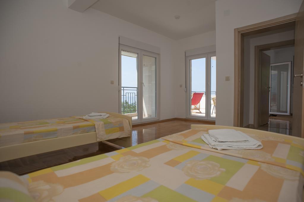 Apartments Villa Simonovic Petrovac Eksteriør bilde