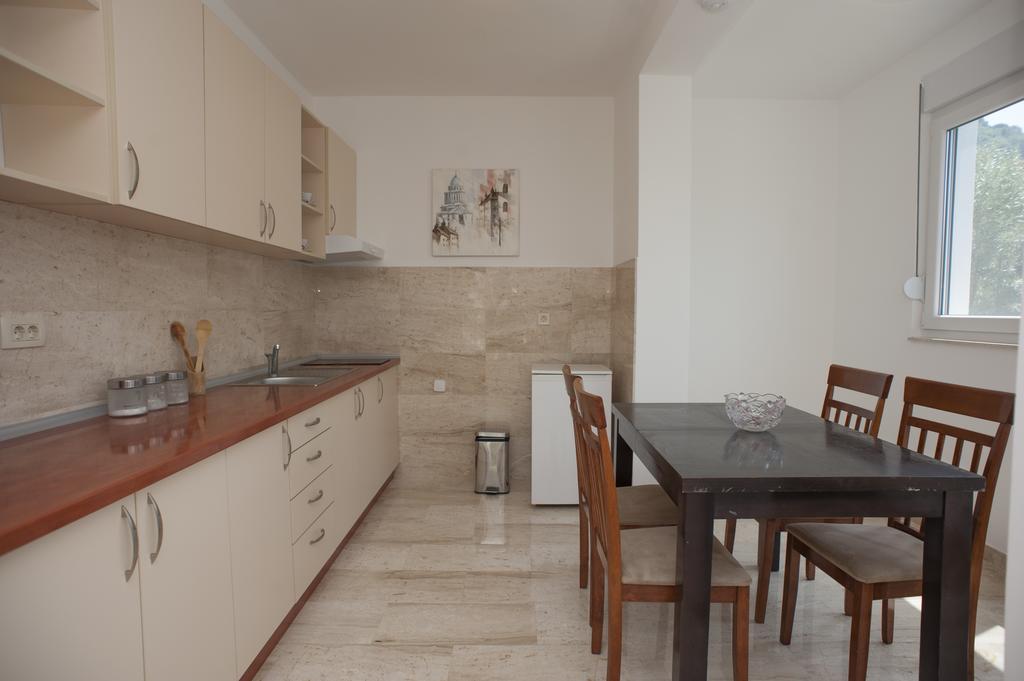 Apartments Villa Simonovic Petrovac Eksteriør bilde