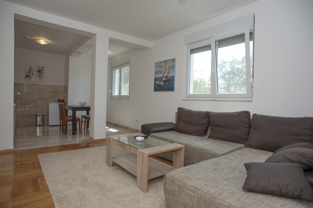 Apartments Villa Simonovic Petrovac Eksteriør bilde