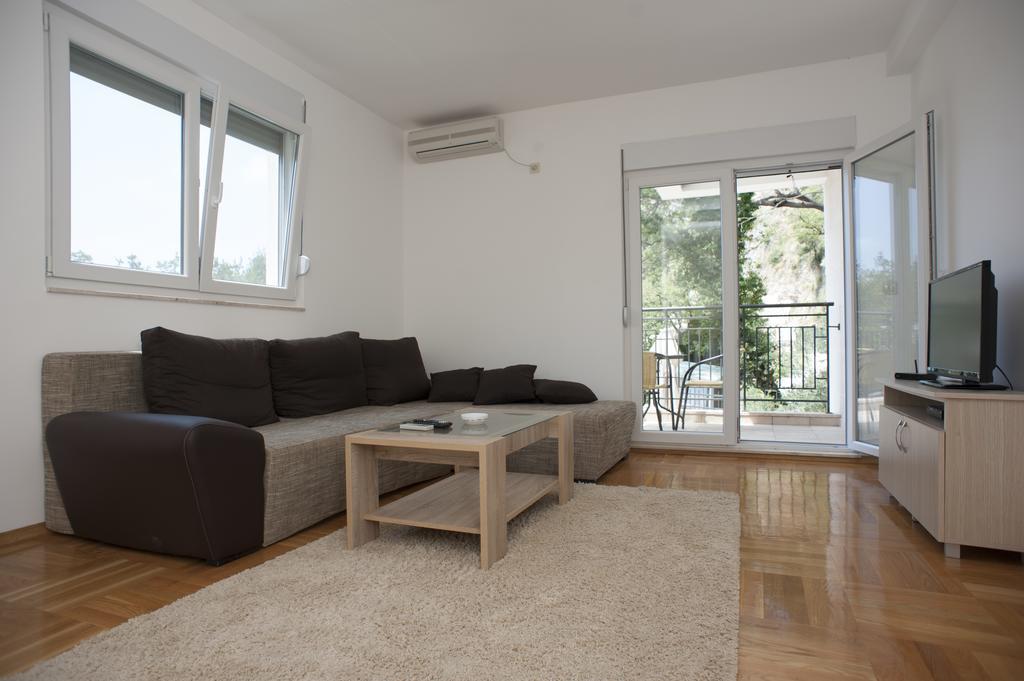 Apartments Villa Simonovic Petrovac Eksteriør bilde