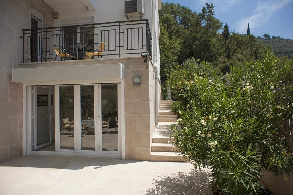 Apartments Villa Simonovic Petrovac Eksteriør bilde