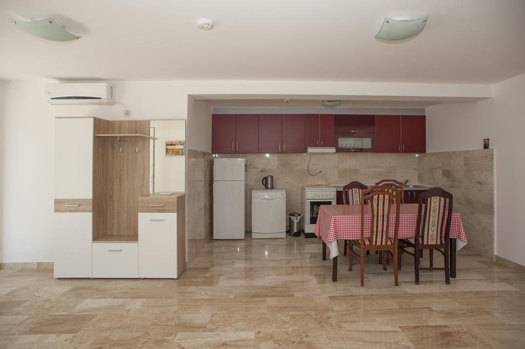 Apartments Villa Simonovic Petrovac Eksteriør bilde