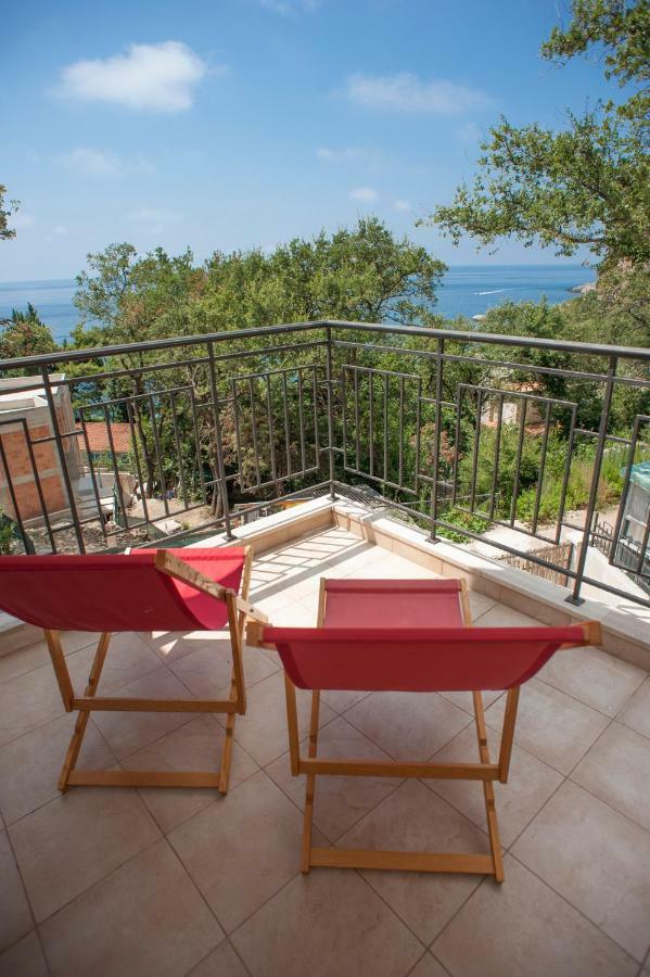 Apartments Villa Simonovic Petrovac Eksteriør bilde